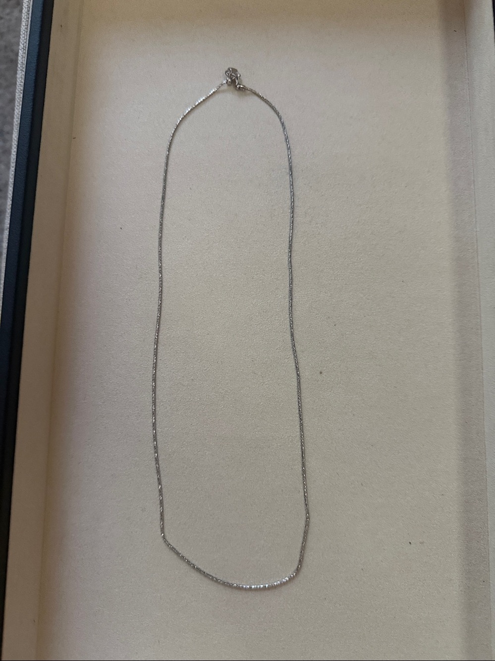 14k white gold 22” adjustable slider chain necklace. Italy 7g